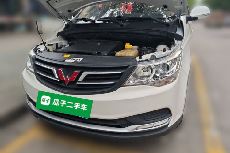 Used Wuling 730 2020 Commercial Vehicle 1.5L Manual Value Edition 7 Seats Front