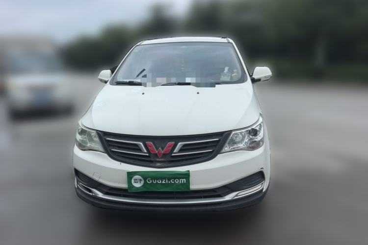 Used Wuling 730 2020 Commercial Vehicle 1.5L Manual Value Edition 7 Seats Front