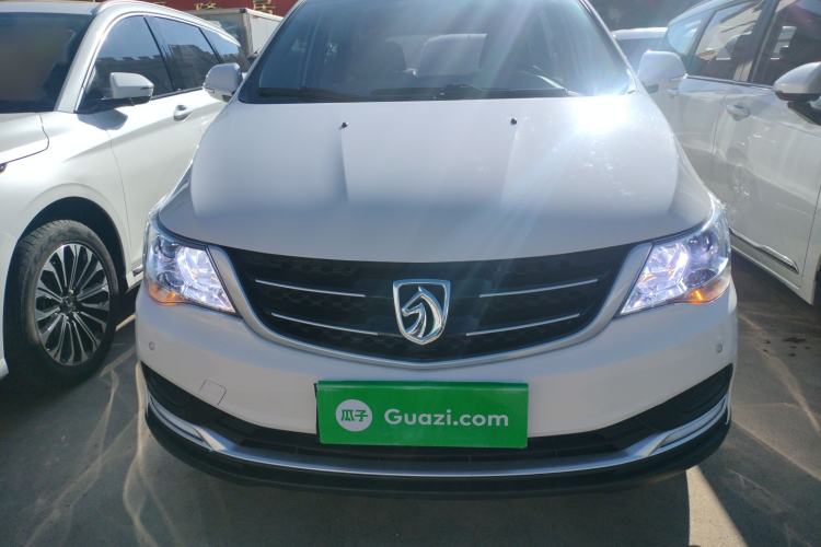 Used Wuling 730 2020 Commercial Vehicle 1.5L Manual Value Edition 7 Seats Front