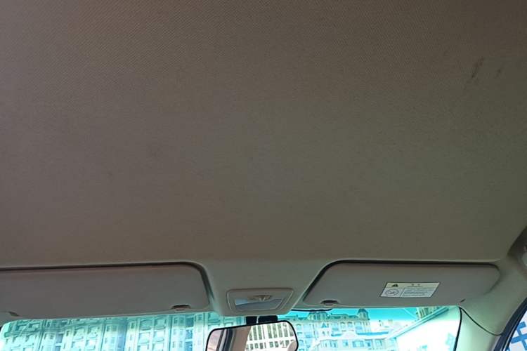 Used Wuling 730 2020 Commercial Vehicle 1.5L Manual Value Edition 8 Seats Headliner