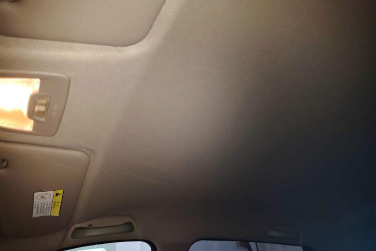 Used Wuling 730 2020 Commercial Vehicle 1.5L Manual Value Edition 7 Seats Headliner