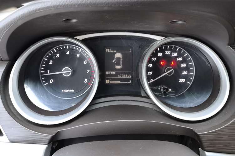 Used Wuling 730 2020 Commercial Vehicle 1.5L Manual Value Edition 7 Seats Instrument Cluster