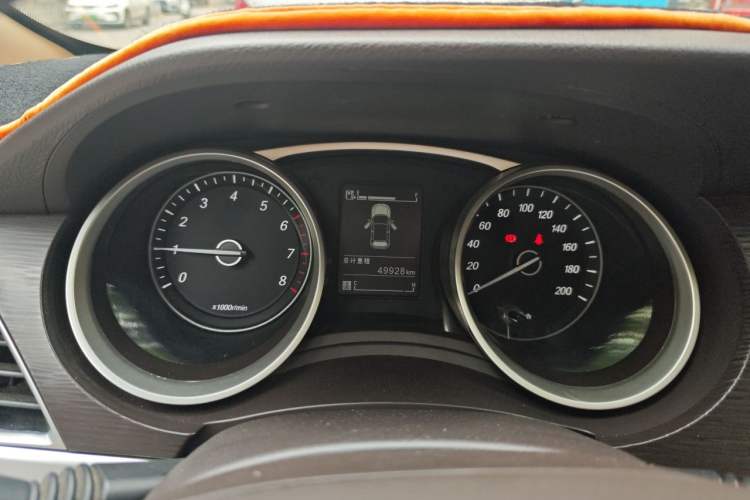 Used Wuling 730 2020 Commercial Vehicle 1.5L Manual Value Edition 7 Seats Instrument Cluster