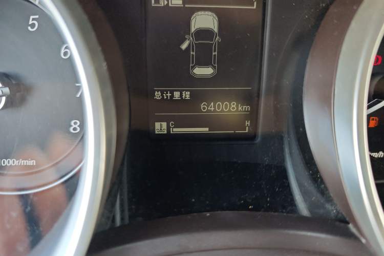 Used Wuling 730 2020 Commercial Vehicle 1.5L Manual Value Edition 7 Seats Odometer Close Up