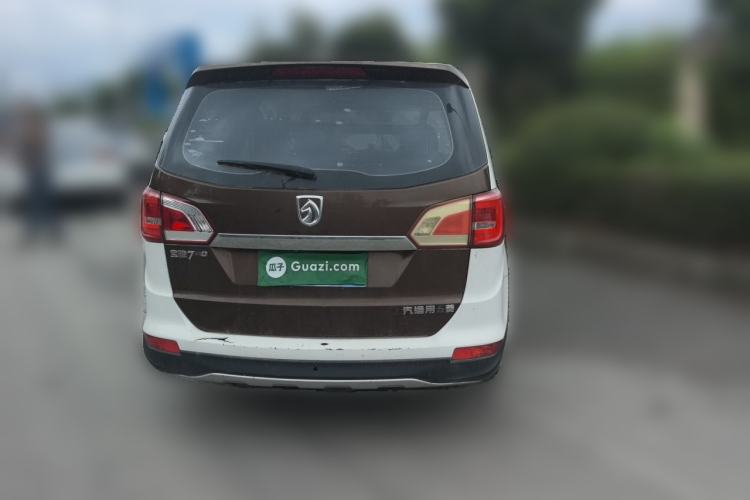 Used Wuling 730 2020 Commercial Vehicle 1.5L Manual Value Edition 7 Seats Rear