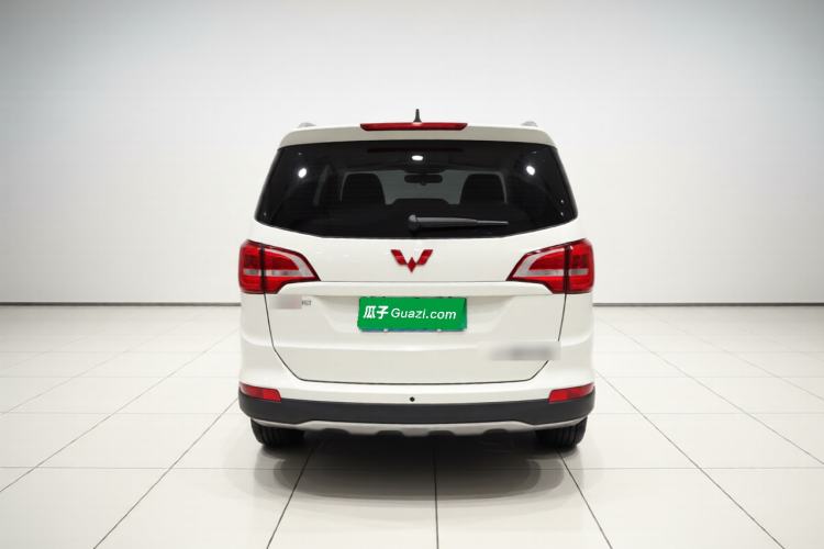 Used Wuling 730 2020 Commercial Vehicle 1.5L Manual Value Edition 7 Seats Rear