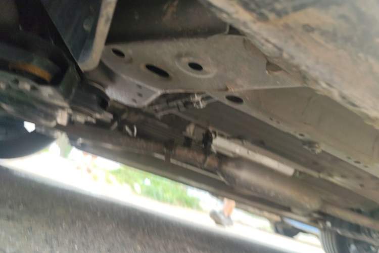 Used Wuling 730 2025 Model 1.5T CVT Elite Edition Chassis Front Left