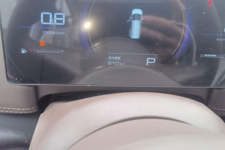 Used Wuling 730 2025 Model 1.5T CVT Elite Edition Odometer Close Up