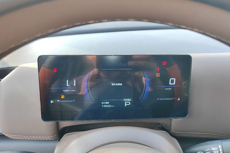 Used Wuling 730 2025 Model 1.5T CVT Elite Edition Instrument Cluster