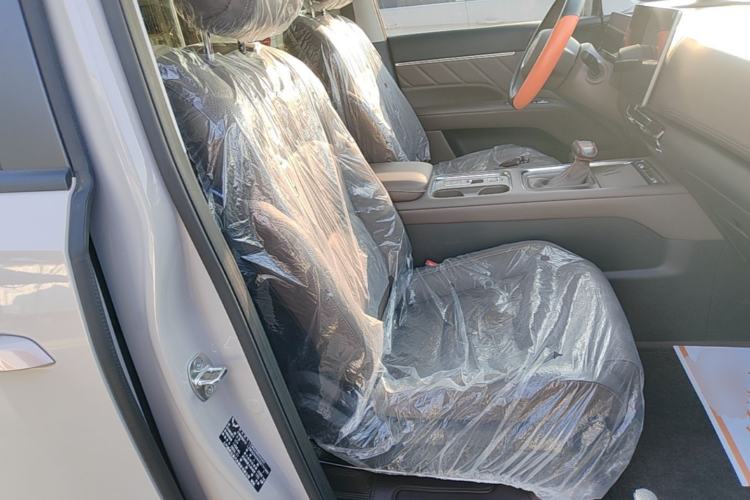 Used Wuling 730 2025 Model 1.5T CVT Elite Edition Right Front Seat