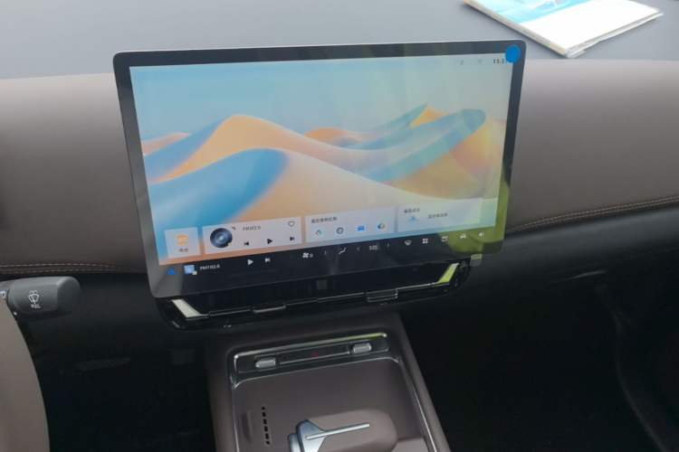Used Wuling 730 2025 Model 1.5T CVT Elite Edition Audio And AC Panel