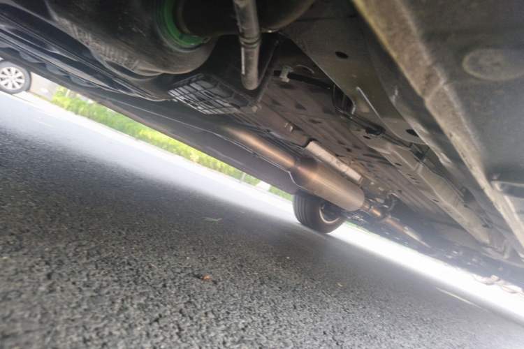 Used Wuling 730 2025 Model 1.5T CVT Elite Edition Chassis Rear Right