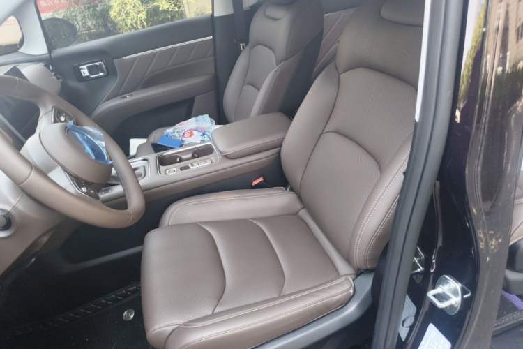 Used Wuling 730 2025 Model 1.5T CVT Elite Edition Left Front Seat