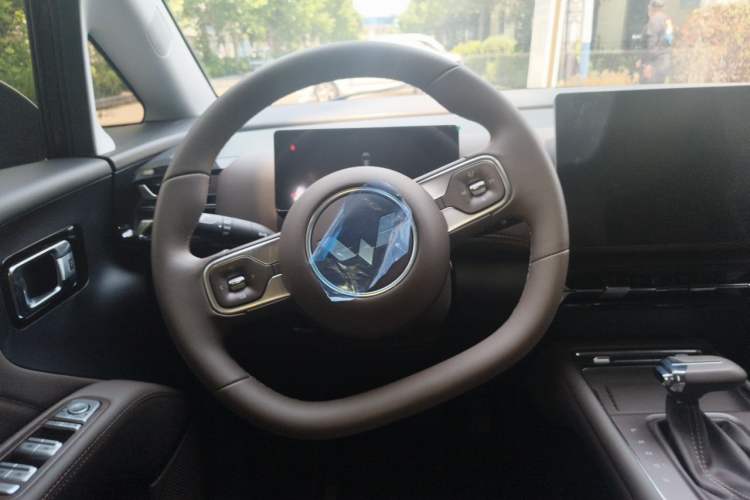 Used Wuling 730 2025 Model 1.5T CVT Elite Edition Steering Wheel