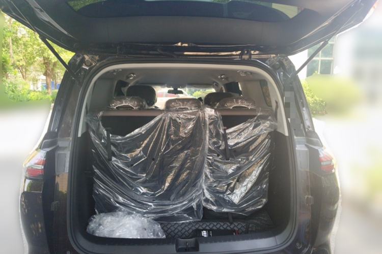 Used Wuling 730 2025 Model 1.5T CVT Elite Edition Trunk
