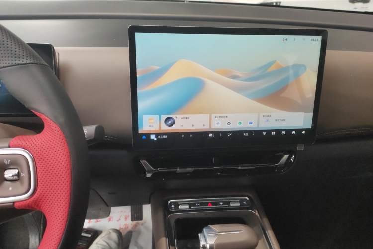 Used Wuling 730 2025 Model 1.5T CVT Elite Edition Audio And AC Panel
