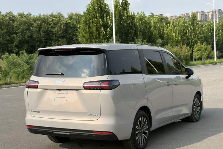 Used Wuling 730 2025 Model 1.5T CVT Elite Edition Exterior 2