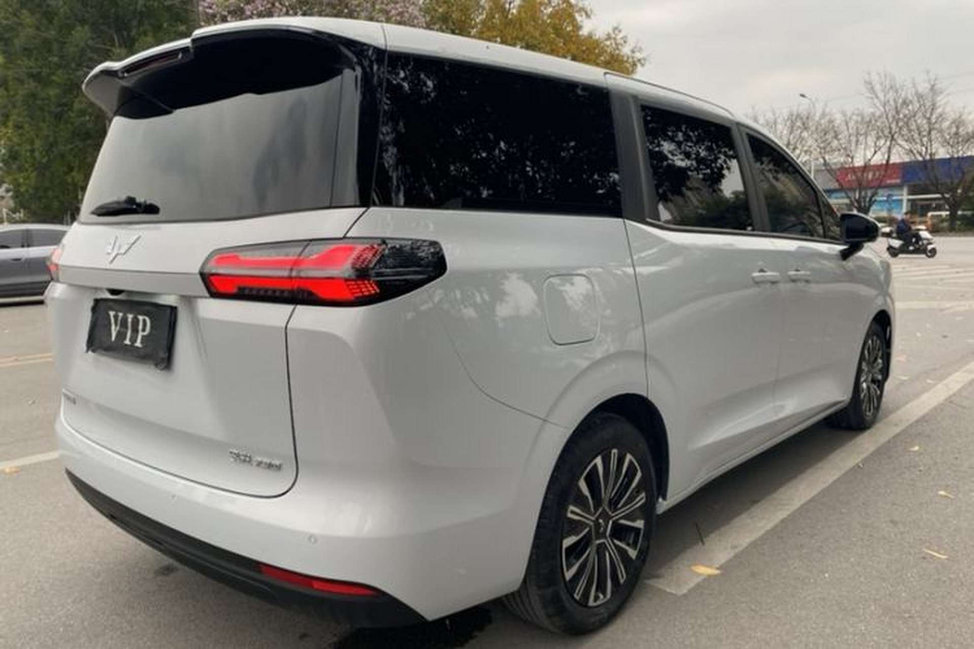 Used Wuling 730 2025 Model 1.5T CVT Elite Edition Exterior 4