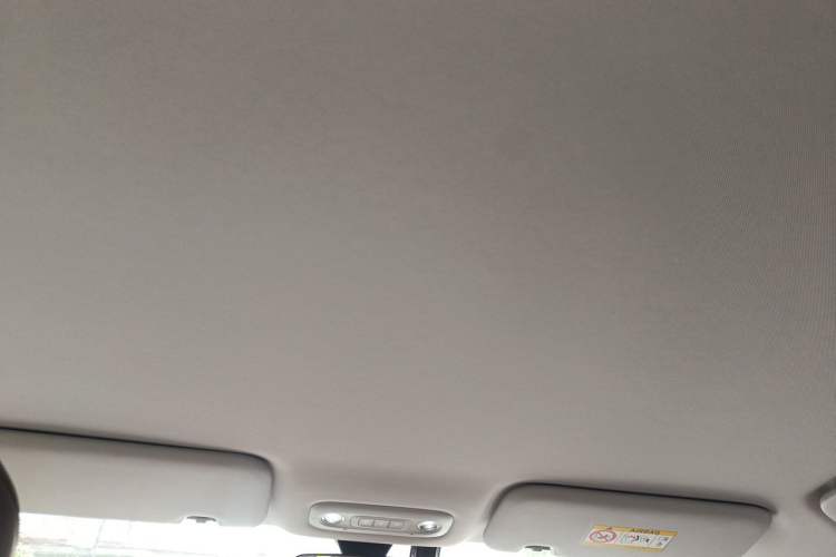 Used Wuling 730 2025 Model 1.5T CVT Elite Edition Headliner