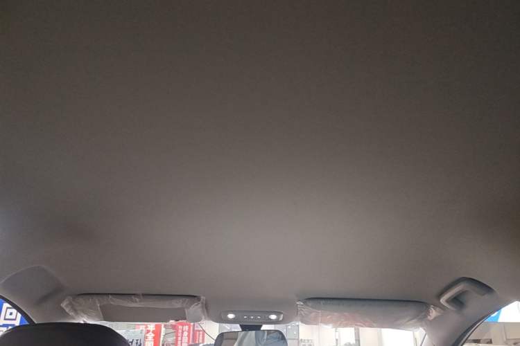Used Wuling 730 2025 Model 1.5T CVT Elite Edition Headliner
