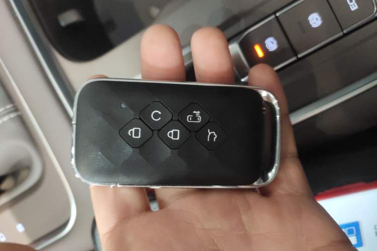 Used Wuling 730 2025 Model 1.5T CVT Elite Edition Interior 1