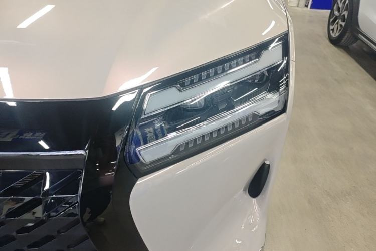 Used Wuling 730 2025 Model 1.5T CVT Elite Edition Left Front Headlight