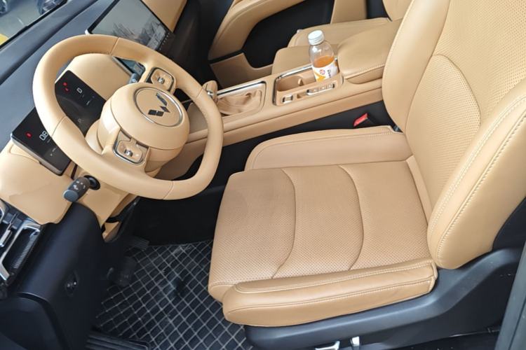 Used Wuling 730 2025 Model 1.5T CVT Elite Edition Left Front Seat
