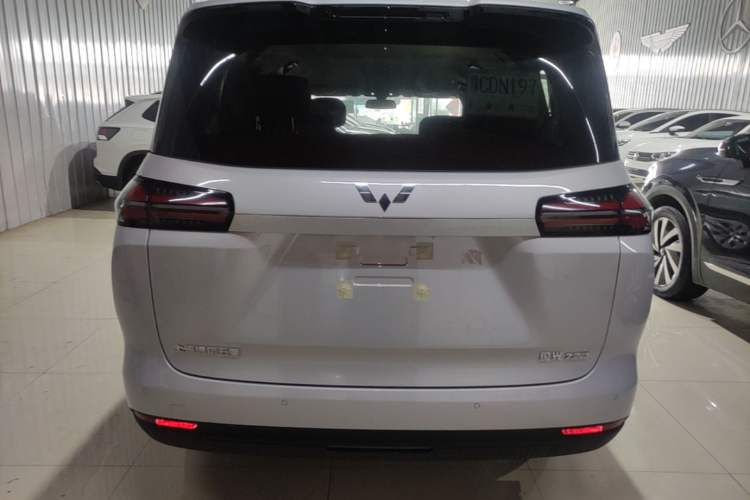 Used Wuling 730 2025 Model 1.5T 6MT Comfort Edition Rear