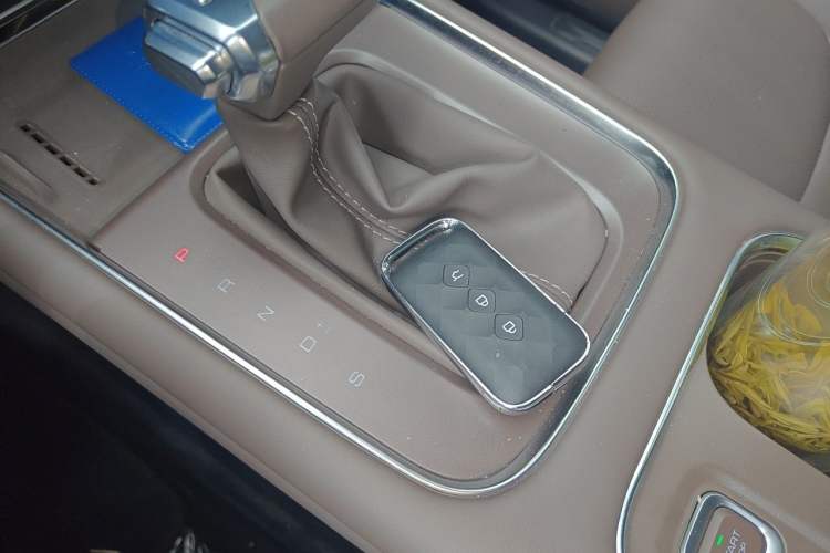 Used Wuling 730 2025 Model 1.5T CVT Elite Edition Vehicle Key