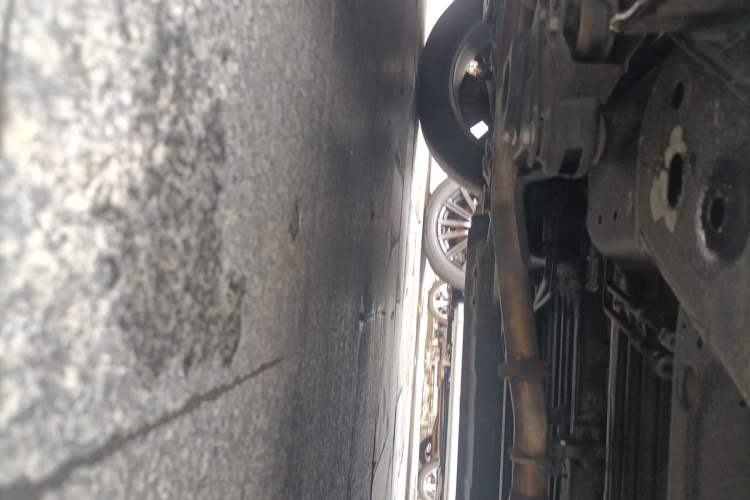 Used Wuling 730 2025 Model 1.5T CVT Elite Edition Chassis Front Left