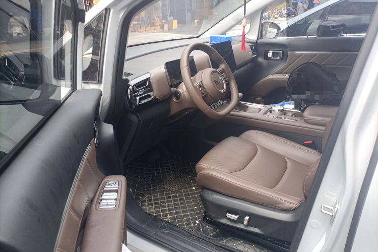 Used Wuling 730 2025 Model 1.5T CVT Elite Edition Driver Seat