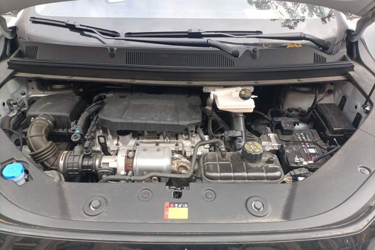 Used Wuling 730 2025 Model 1.5T CVT Elite Edition Engine Bay