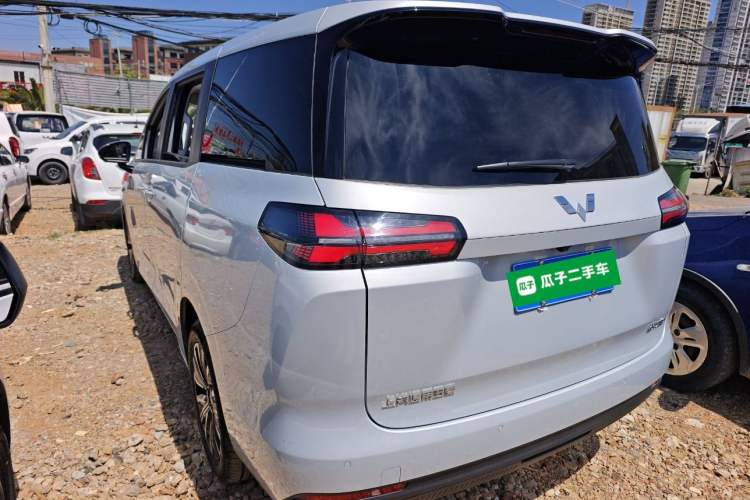 Used Wuling 730 2025 Model 1.5T CVT Elite Edition Exterior 2
