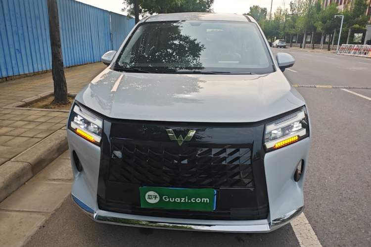 Used Wuling 730 2025 Model 1.5T CVT Elite Edition Front
