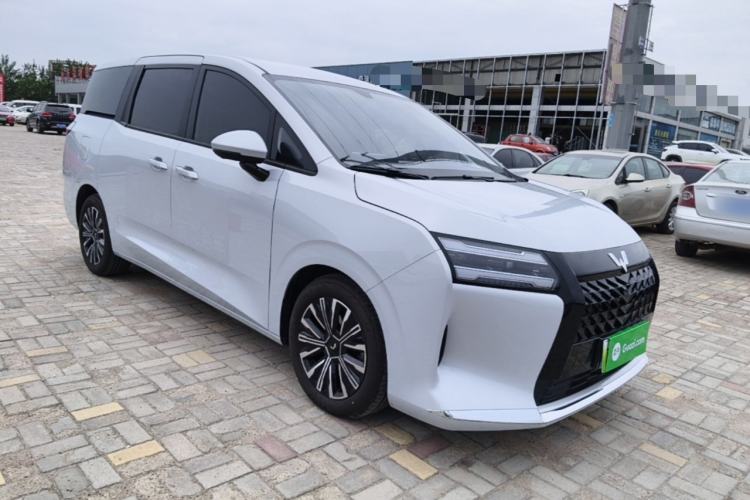 Used Wuling 730 2025 Model 1.5T CVT Elite Edition Front Right 45 Deg