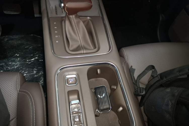 Used Wuling 730 2025 Model 1.5T CVT Elite Edition Gear Lever