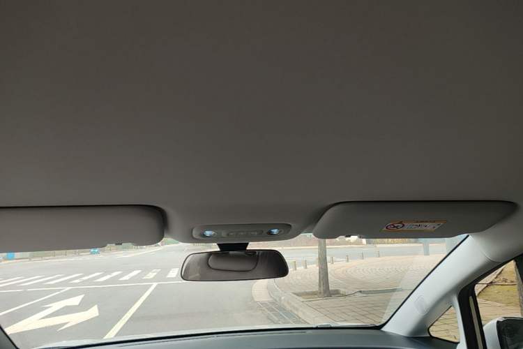 Used Wuling 730 2025 Model 1.5T CVT Elite Edition Headliner