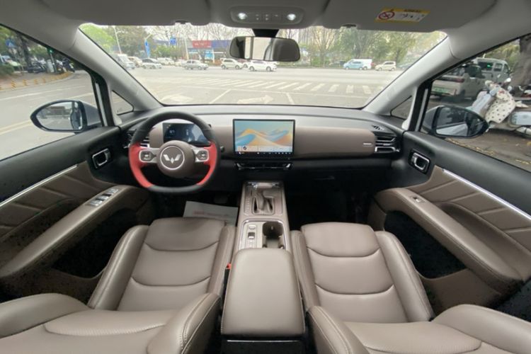 Used Wuling 730 2025 Model 1.5T CVT Elite Edition Interior 1