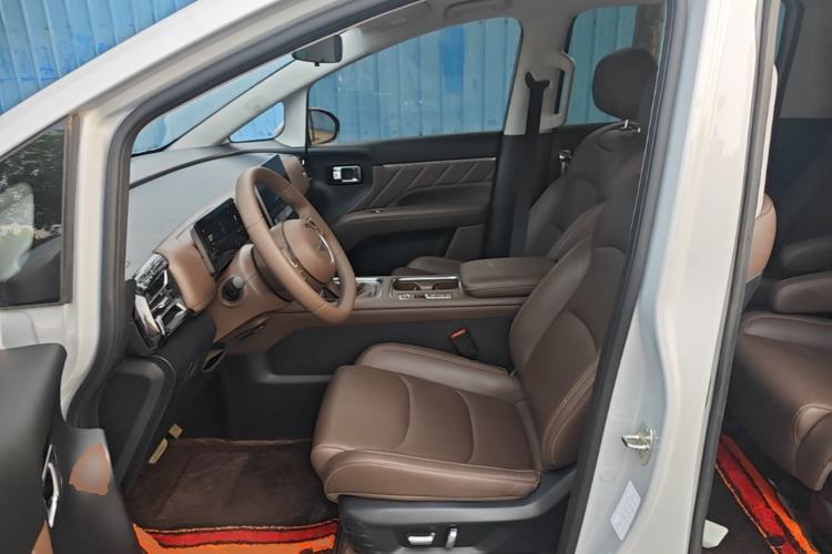Used Wuling 730 2025 Model 1.5T CVT Elite Edition Left Front Seat