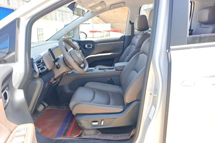 Used Wuling 730 2025 Model 1.5T CVT Elite Edition Left Front Seat
