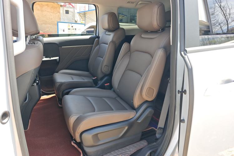 Used Wuling 730 2025 Model 1.5T CVT Elite Edition Left Rear Seat