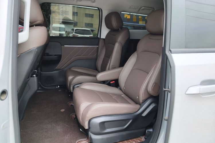 Used Wuling 730 2025 Model 1.5T CVT Elite Edition Left Rear Seat