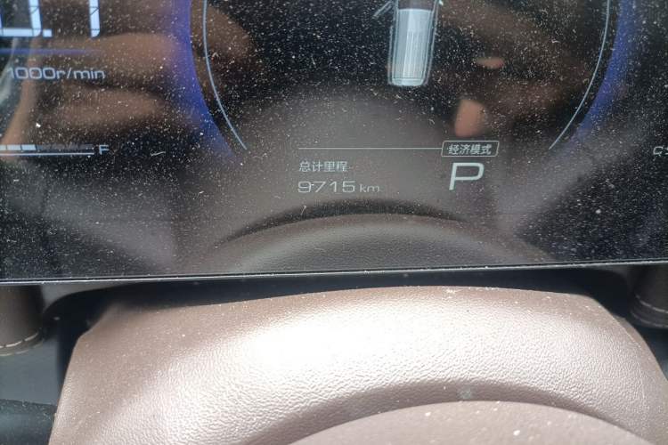 Used Wuling 730 2025 Model 1.5T CVT Elite Edition Odometer Close Up