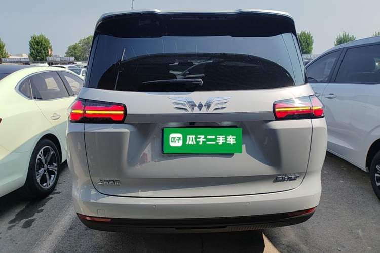 Used Wuling 730 2025 Model 1.5T CVT Elite Edition Rear
