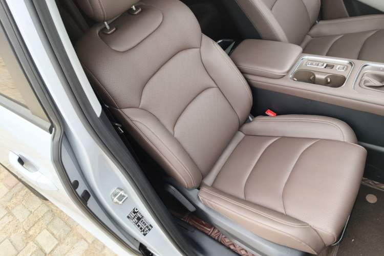 Used Wuling 730 2025 Model 1.5T CVT Elite Edition Right Front Seat
