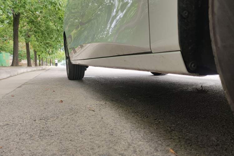 Used Wuling 730 2025 Model 1.5T CVT Elite Edition Right Side Sill