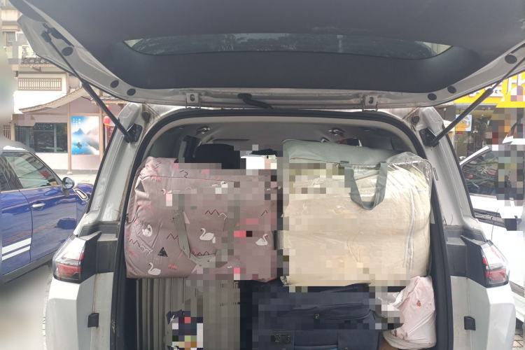 Used Wuling 730 2025 Model 1.5T CVT Elite Edition Trunk