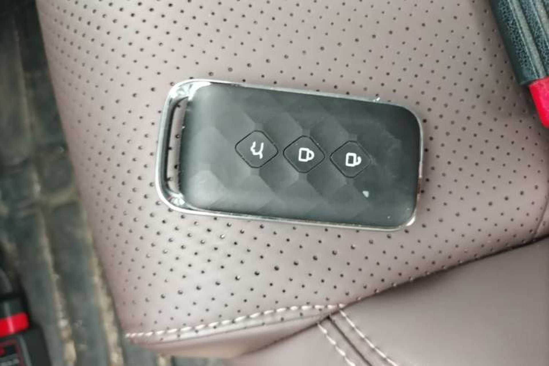 Used Wuling 730 2025 Model 1.5T CVT Elite Edition Vehicle Key