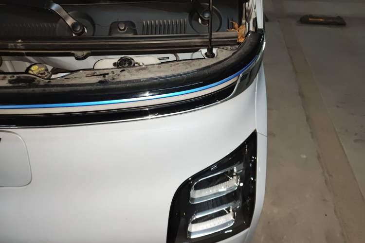 Used Wuling Air ev 2023 - Four Seats - Advanced Edition Engine Bay Left