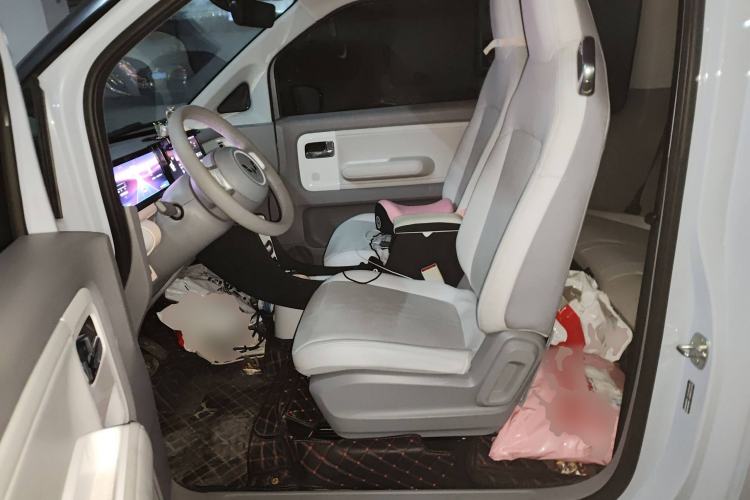 Used Wuling Air ev 2023 - Four Seats - Advanced Edition Left Front Seat